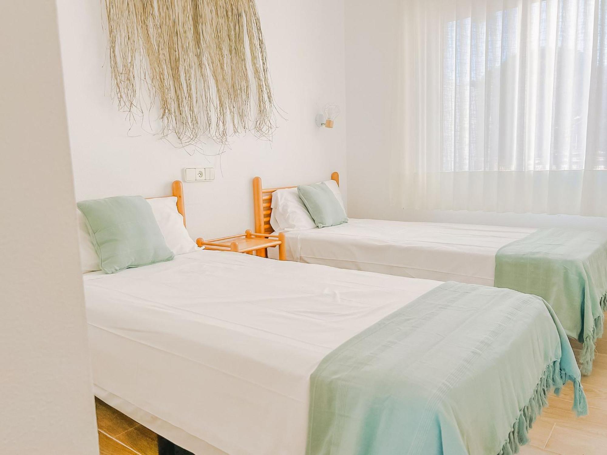 Apartamentos Sol Naixent L'Ametlla de Mar Exteriör bild